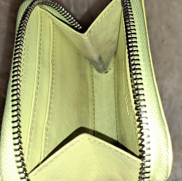 Dior Coin Pouch - Picture 5 of 5